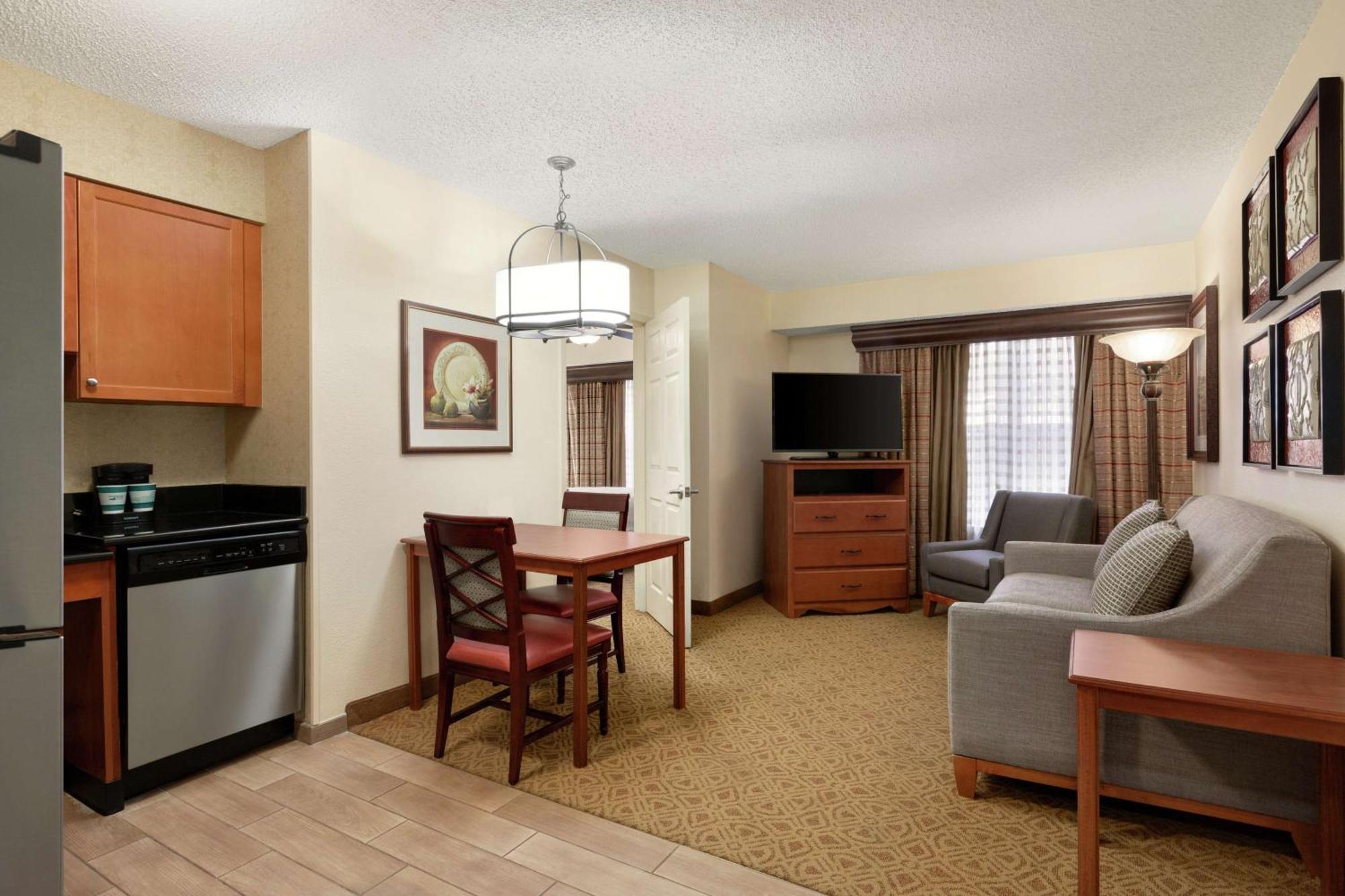 Homewood Suites By Hilton Dallas-Park Central Area Bagian luar foto